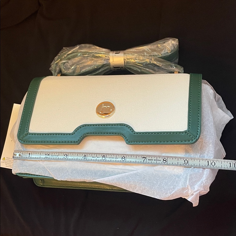 NWOT Jessica Moore Cream & Green Crossbody Bag - Picture 8 of 9